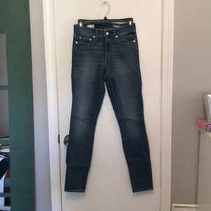GAP 26r TRUE SKINNY